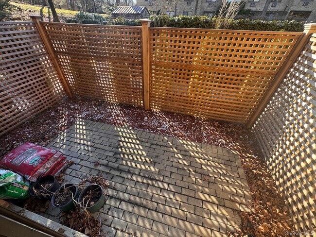 Building Photo - 500 Central Park Ave