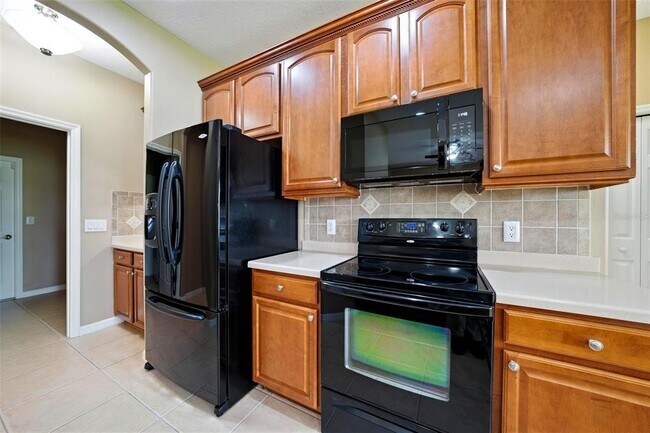 Building Photo - 36815 Queen Bee Ln