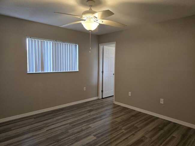 Building Photo - 3252 Sea Grape Dr