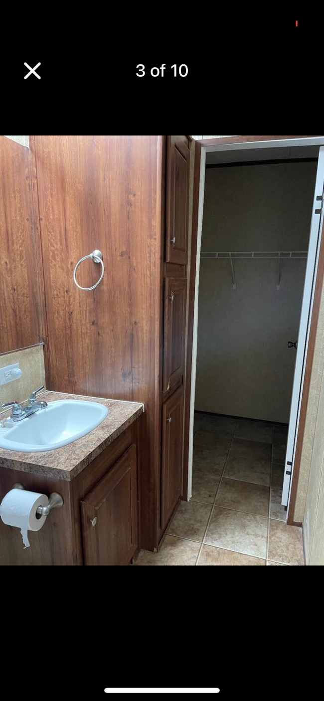 Building Photo - 12924 Laws Ln