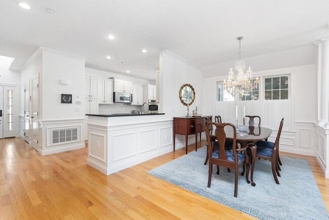 Building Photo - 239 Washington St