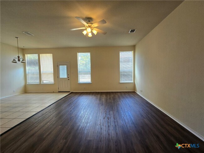 Building Photo - 345 Placid Meadow