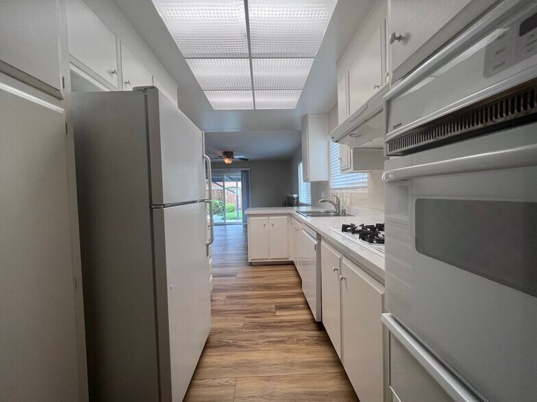 Building Photo - 4034 Alvarado St