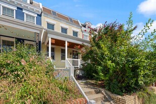 Building Photo - 445 Newton Pl NW