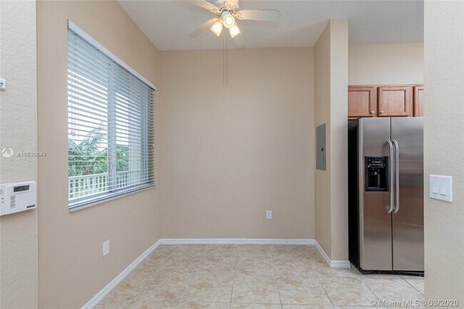 Building Photo - 3600 Oaks Clubhouse Dr