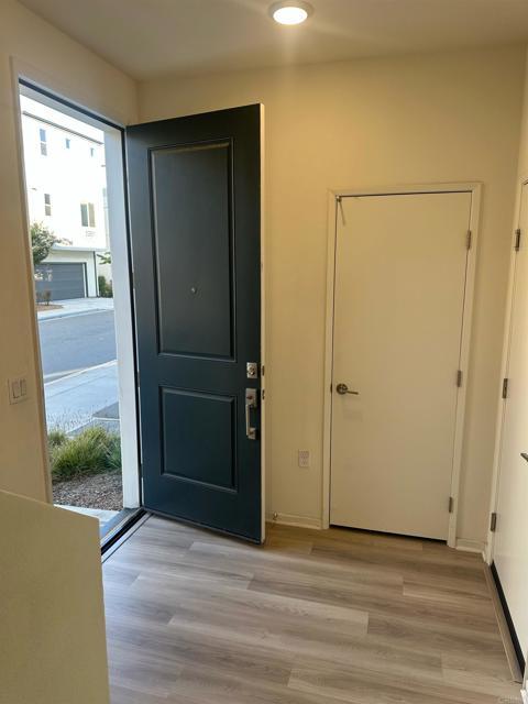 Building Photo - 5256 Beachfront Cove St