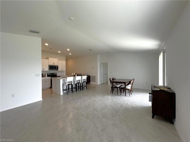 Building Photo - 17747 Paradiso Wy
