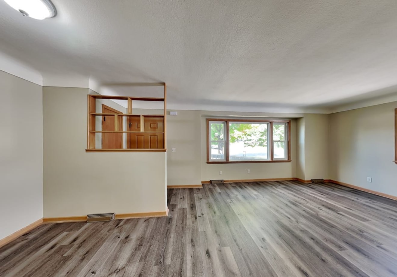 Building Photo - 452 N Alexander St