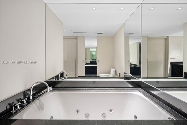 Building Photo - 101 20th St