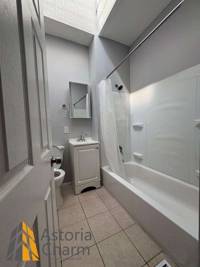 Building Photo - Updated 3 Bedroom + Free TV & PS5 with Move-In!!