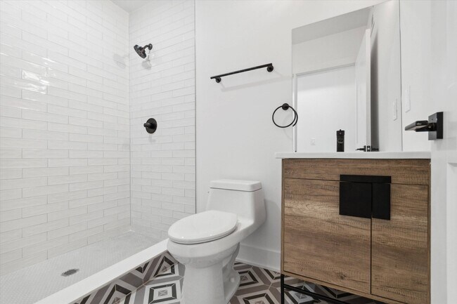 Building Photo - 1834 N 18th St