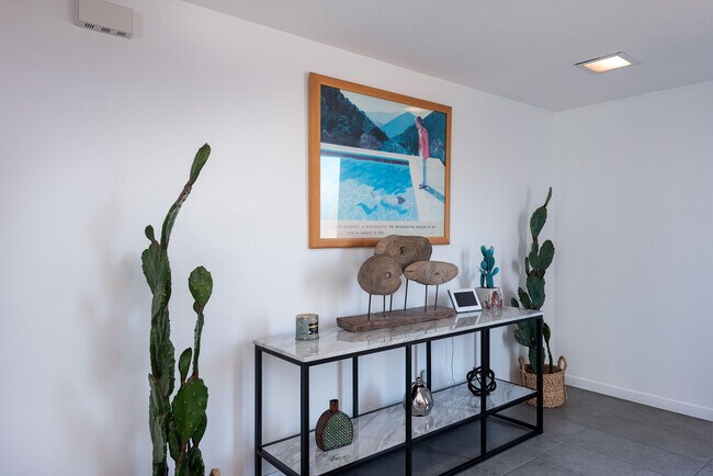 Building Photo - 2305 E Bellamy Rd