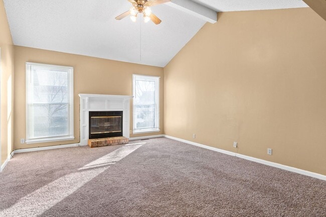 Building Photo - Quiet home near Fort Campbell- Waiting for you to call home