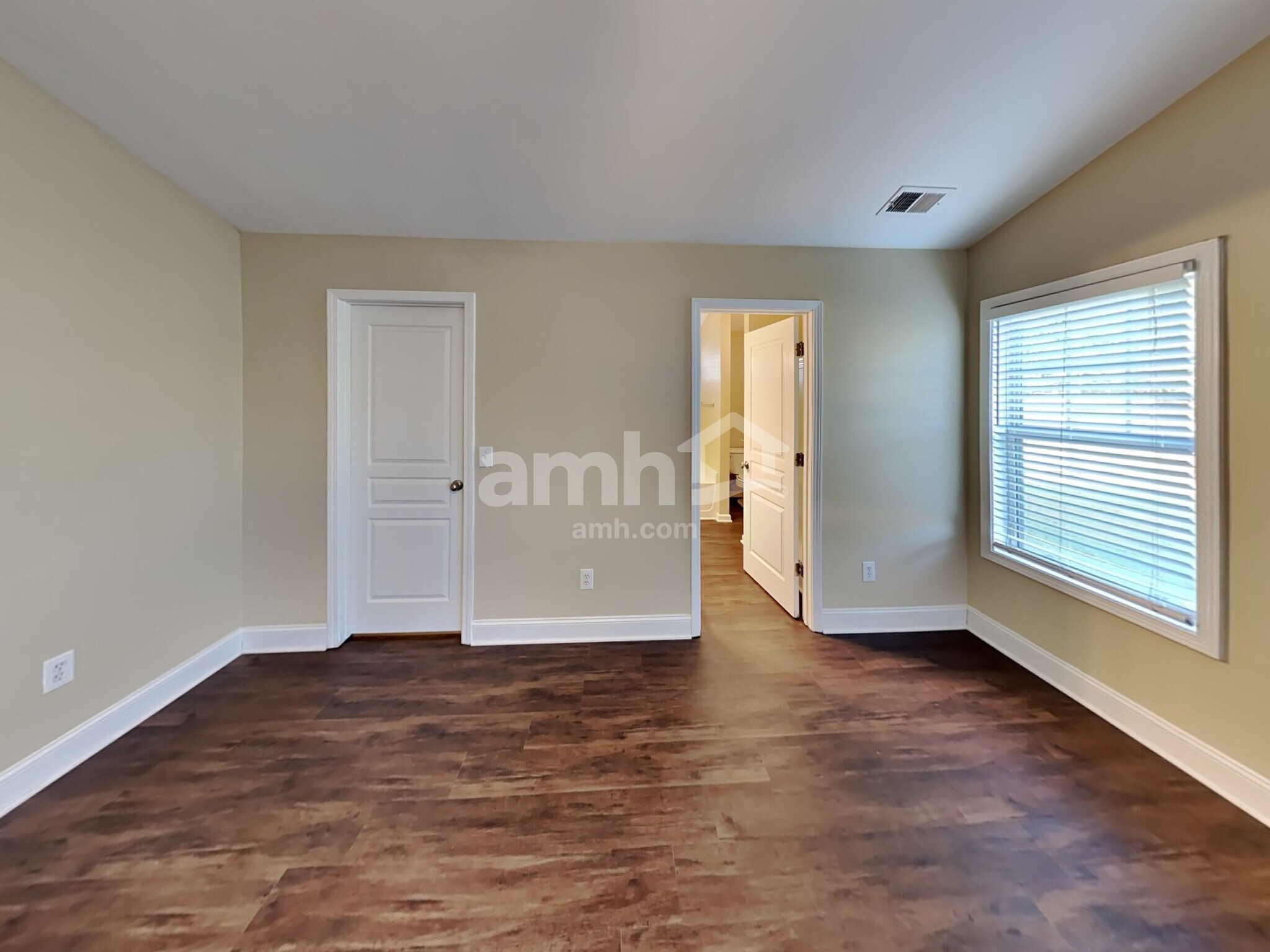 Building Photo - 414 Arrowhead Trl