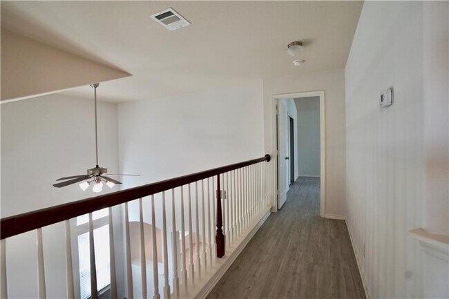 Building Photo - 8712 Wood Stork Dr