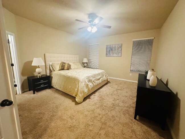 Building Photo - 16200 Cantania Cove