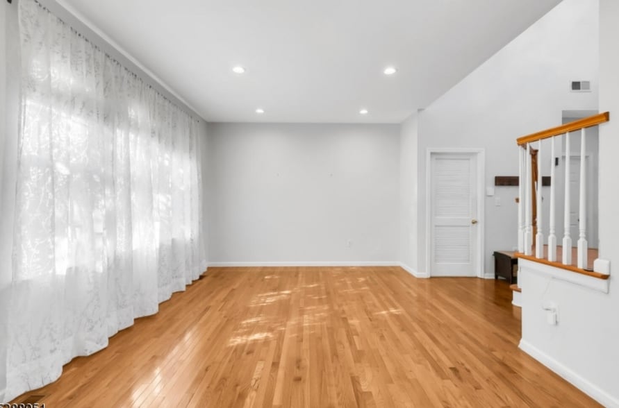 Building Photo - 22 Honeyman Rd