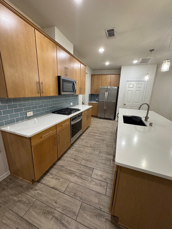 Building Photo - 10412 Marston Vineyard Dr