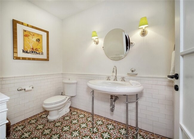 Building Photo - 1131 Emerald Bay