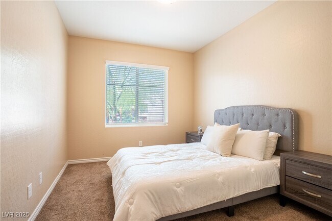 Building Photo - 7733 Harthill Park Ave