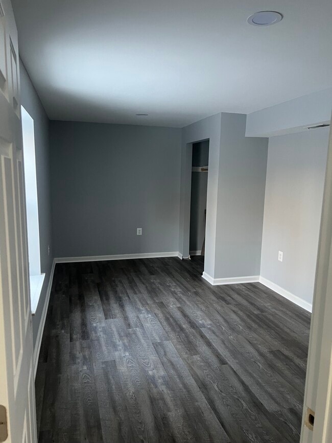 Building Photo - 12204 Clear Creek Dr