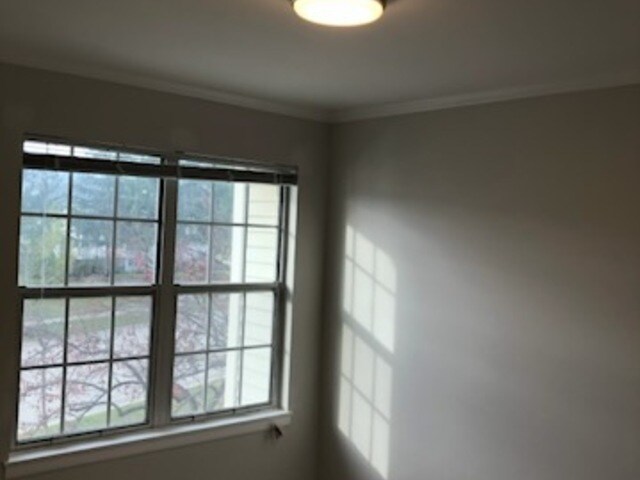 Building Photo - 612 Newbury Ln