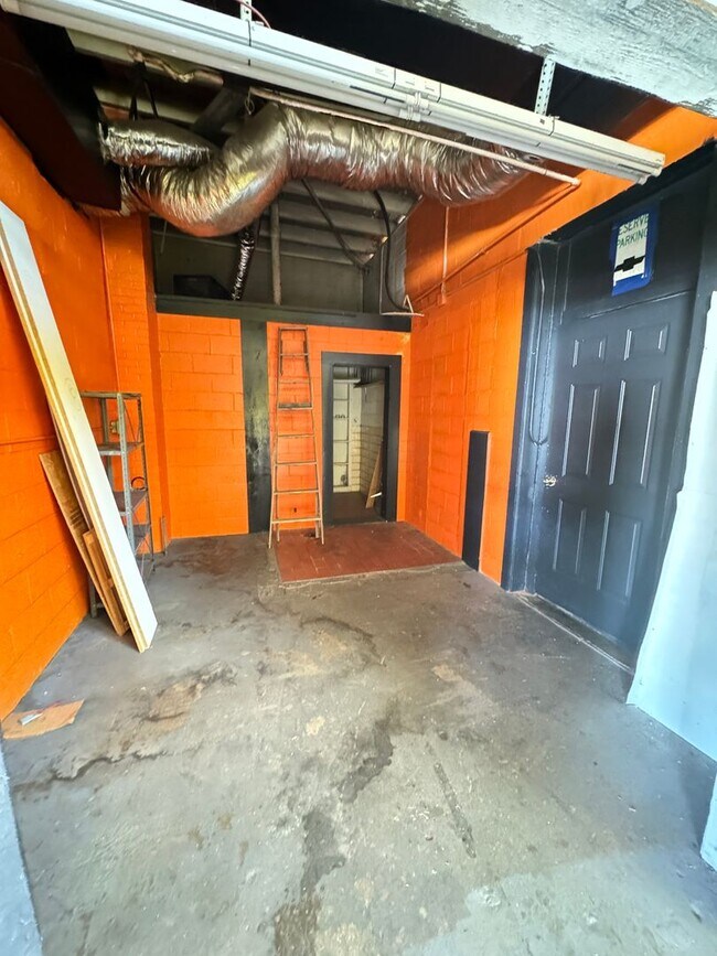 Building Photo - Prime Commercial Space for Rent in Downtown Granite Quarry - 1,323 Sq Ft with Bay Doors