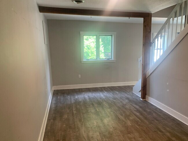 Building Photo - 14AB Preble St