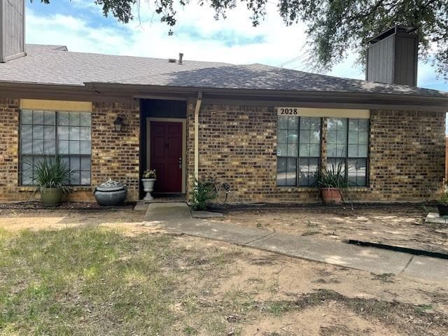 Primary Photo - 2028 Heather Brook Dr
