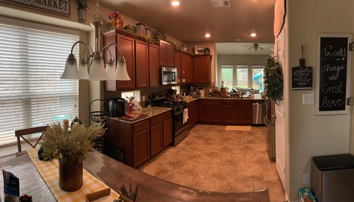 Kitchen/Dining Room - 5027 Italica Rd