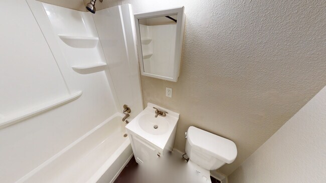 Interior Photo - z-103125-Watkins Place - 1215 Brush Creek