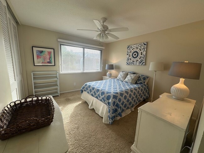 Building Photo - Furnished 3Bd/2Ba Channel Walk Townhome in...