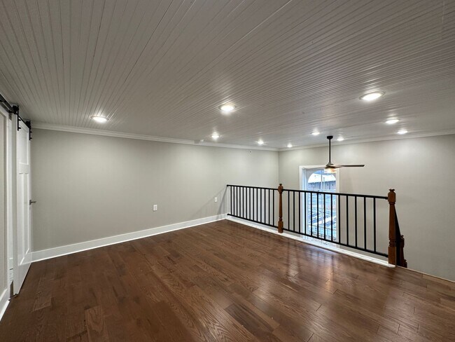 Building Photo - Historic Apartments on Main Street