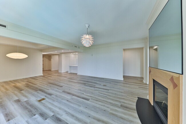 Building Photo - 400 Kelly Plantation Dr