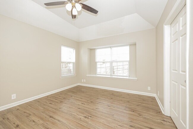 Building Photo - 5129 Brookstone Ct