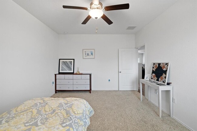 Building Photo - 7116 Spirit Hill Rd