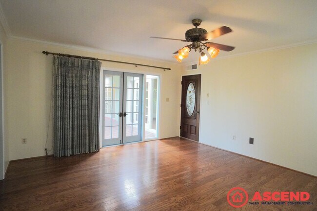 Building Photo - Stunning Home In Southwest Bakersfield!