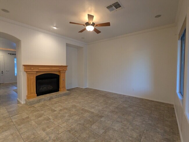 Building Photo - Rancho Sahuarita with Pool/Spa with Lake v...