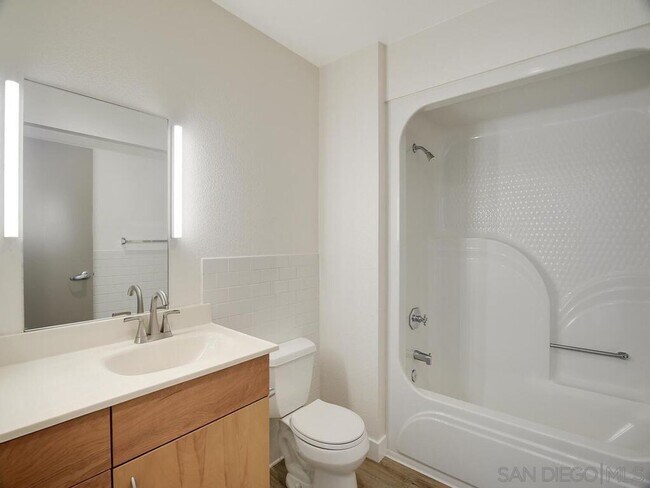 Building Photo - ***GENERAL RENTAL APPLICATIONS***