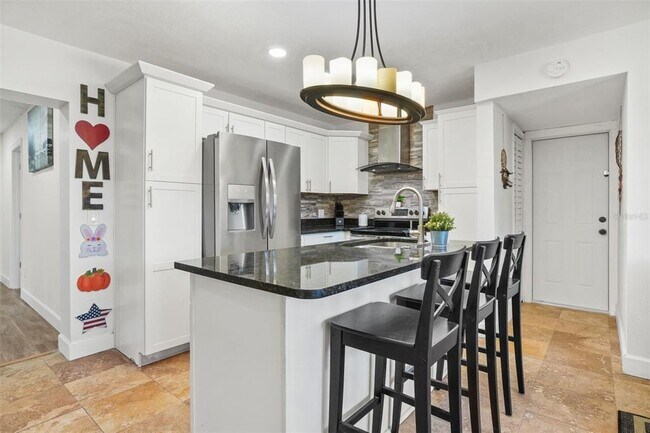 Building Photo - 1850 W Lake Brantley Rd