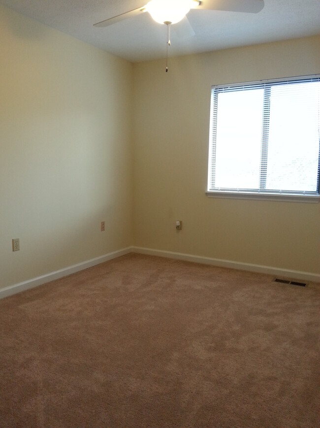 #1 Bedroom with large closet AVAILABLE - 947 Lora Ln