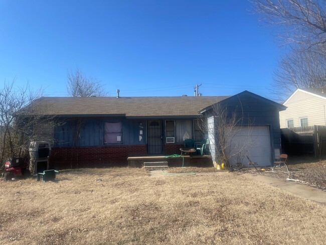 Primary Photo - Three bedroom one bath one car garage