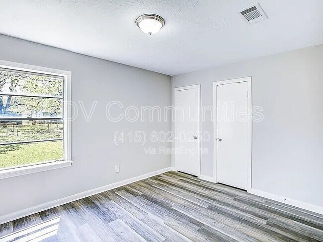 Building Photo - 1118 Madison Ave