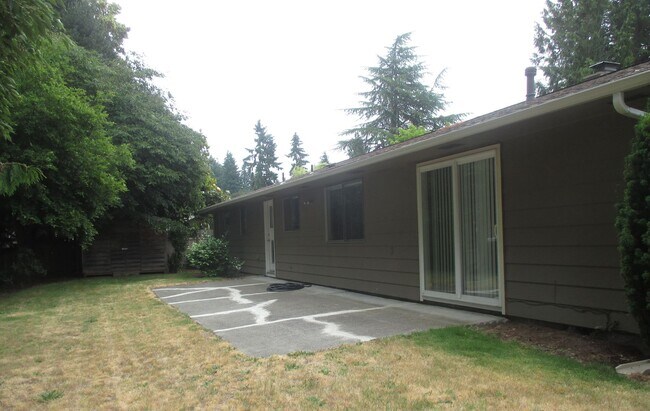 Building Photo - Beautiful 3 Bed 2 Bath home in South Hill Puyallup