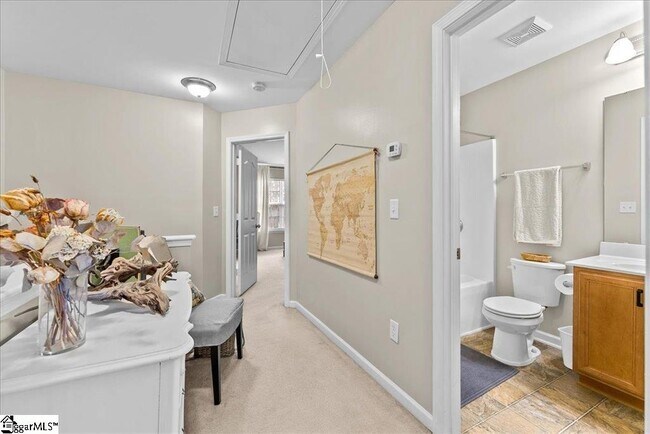 Building Photo - 132 Xander Dr