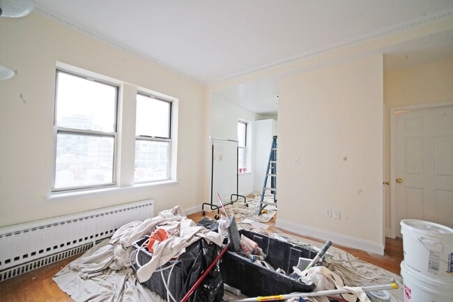 Building Photo - 57 Sip Ave