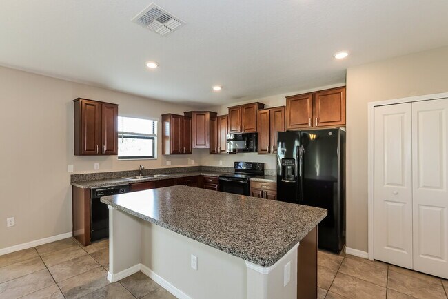 Building Photo - 7104 Ozello Trail Ave
