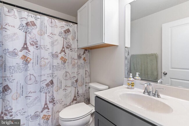 Building Photo - 18277 Summit Pointe Dr