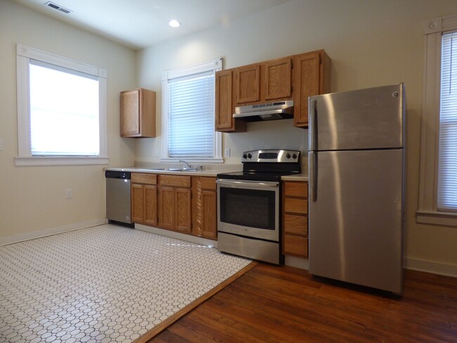 Building Photo - Vintage, Renovated SF House! High Ceilings...