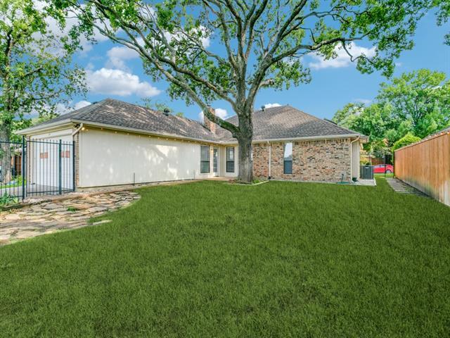 Building Photo - 614 Raven Ln